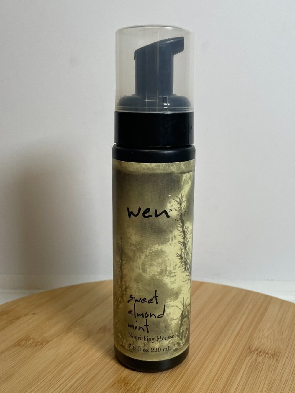 WEN Hair By Chaz Dean Sweet Almond Mint Nourishing Mousse 7.5 fl oz Volume Shine